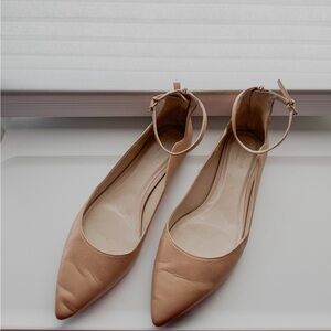 Cole Haan Beige Flats